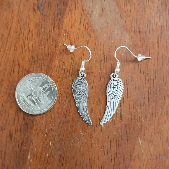 Angel Wing earrings - Picture 1 of 1
